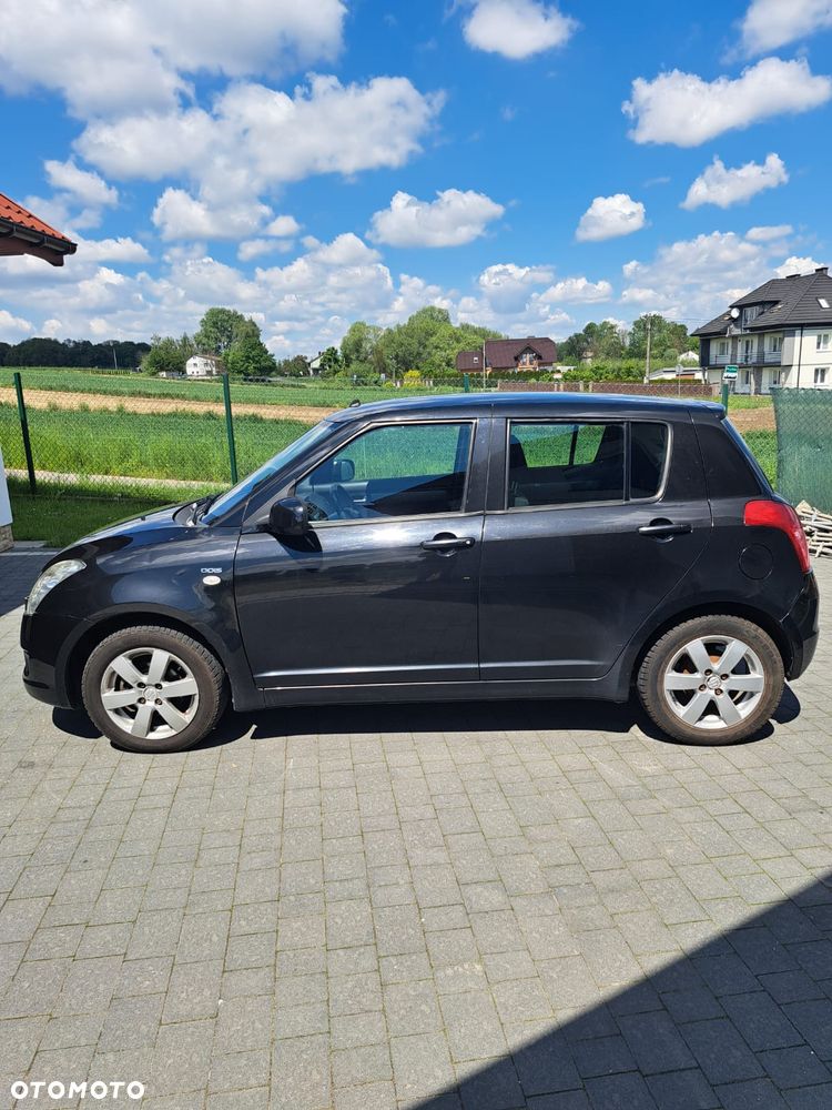 Suzuki Swift - 2
