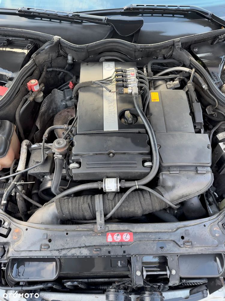 Mercedes-Benz Klasa C 200 Kompressor Avantgarde - 4