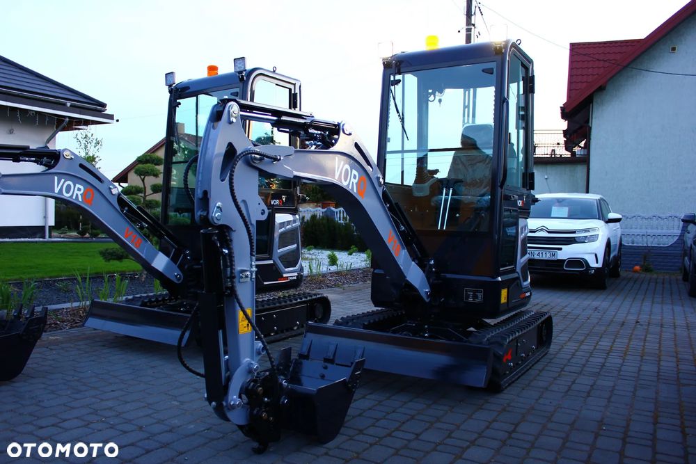 Inny VORQ V18 /KUBOTA /PARKER / 1.8T / KABINA /  ZESTAW ŁYŻEK / - 3