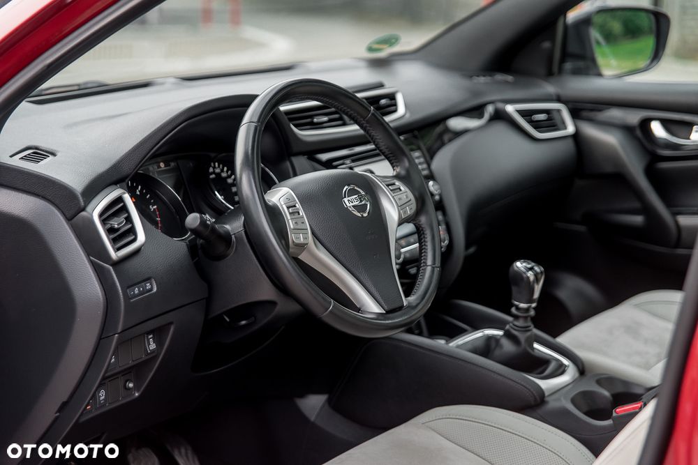 Nissan Qashqai 1.6 DCi ALL-MODE 4x4i TEKNA - 28