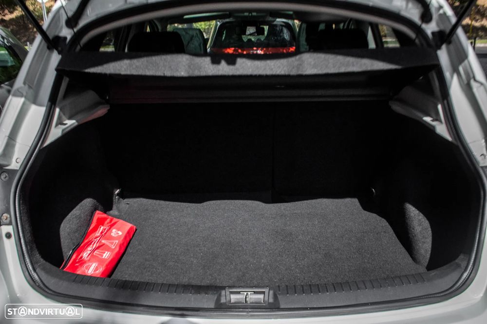 Nissan Qashqai 1.6 dCi N-Connecta - 31