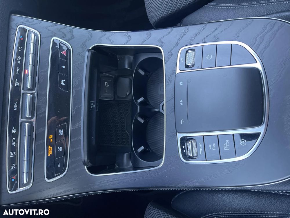 Mercedes-Benz E - 13