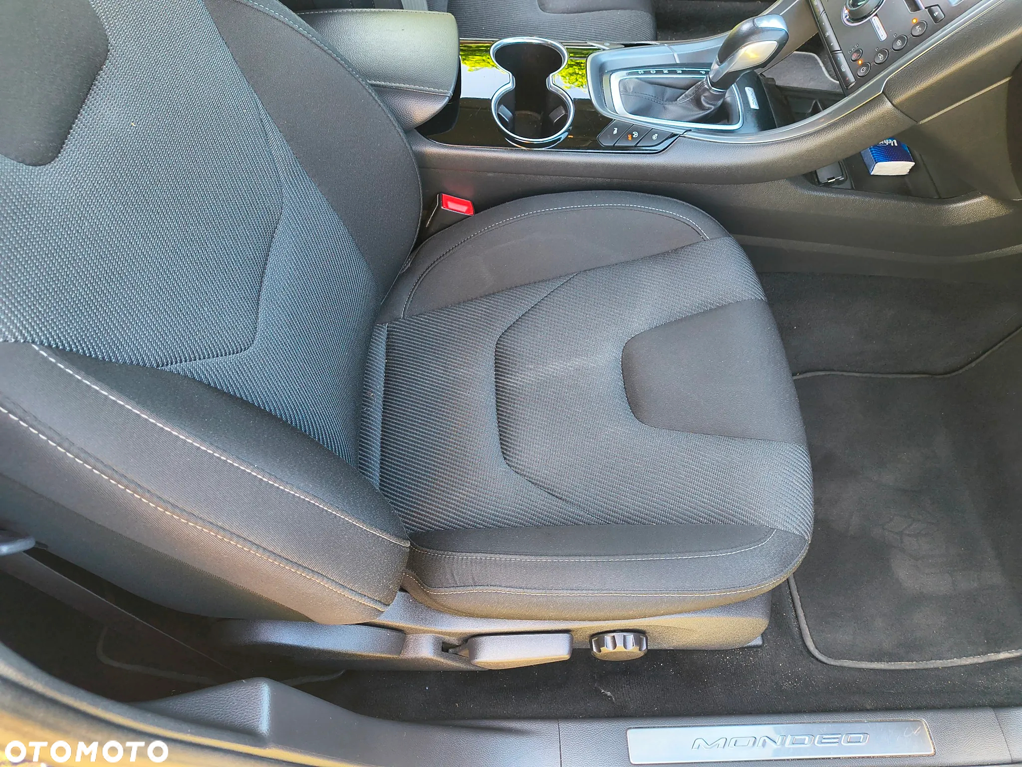 Ford Mondeo 2.0 TDCi Titanium 4WD PowerShift - 25
