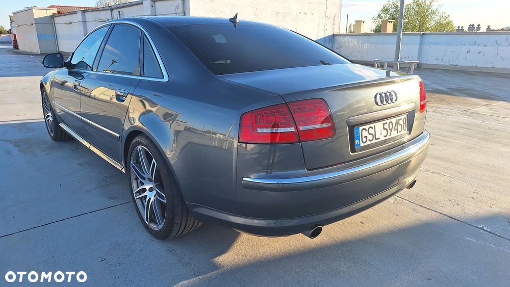 Audi A8 4.2 FSI Quattro - 20