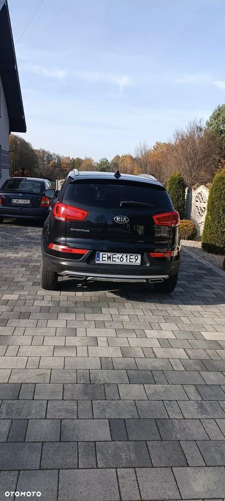 Kia Sportage 2.0 CRDI M AWD - 4