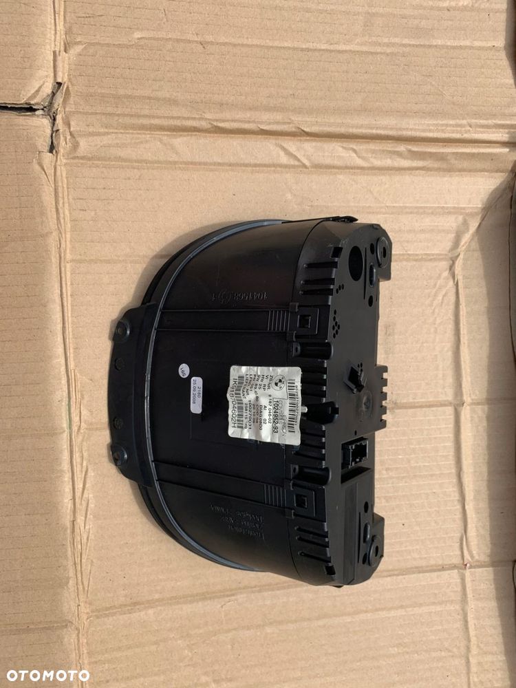 LICZNIK BMW 1 E87 07-14 2.0D 1024952-93 EUROPA - 2