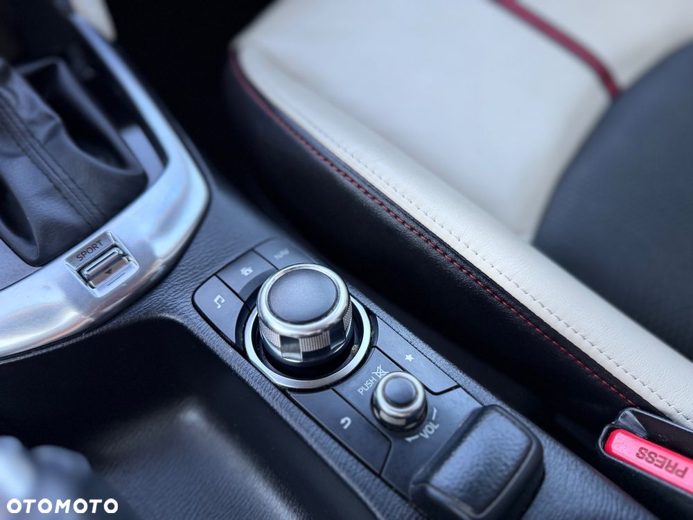 Mazda 2 SKYACTIV-G 90 White Edition - 35