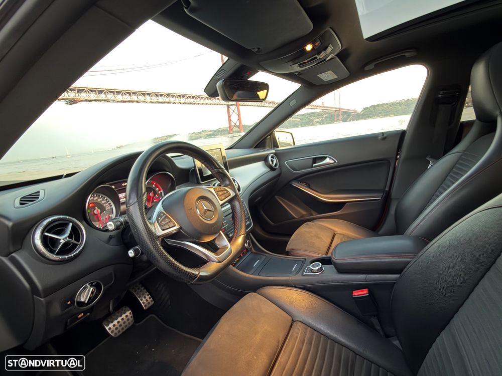 Mercedes-Benz CLA 220 d 4Matic 7G-DCT AMG Line - 16