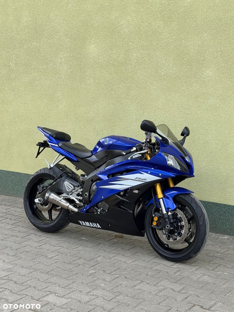 Yamaha R6 - 1