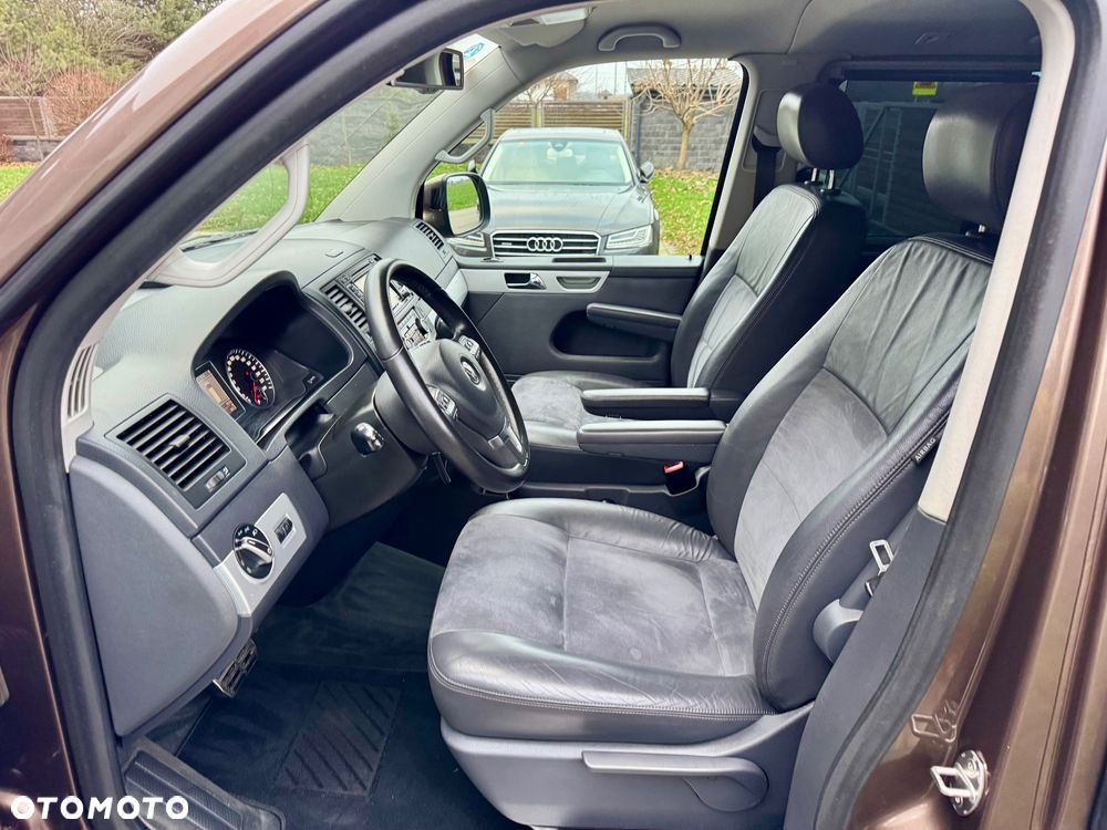 Volkswagen Multivan - 4