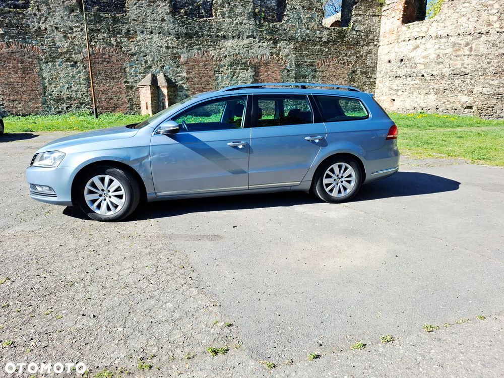 Volkswagen Passat 2.0 TDI BlueMotion Technology Comfortline - 2