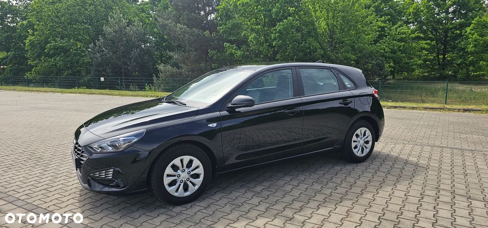 Hyundai i30 1.5 DPI Classic + - 5