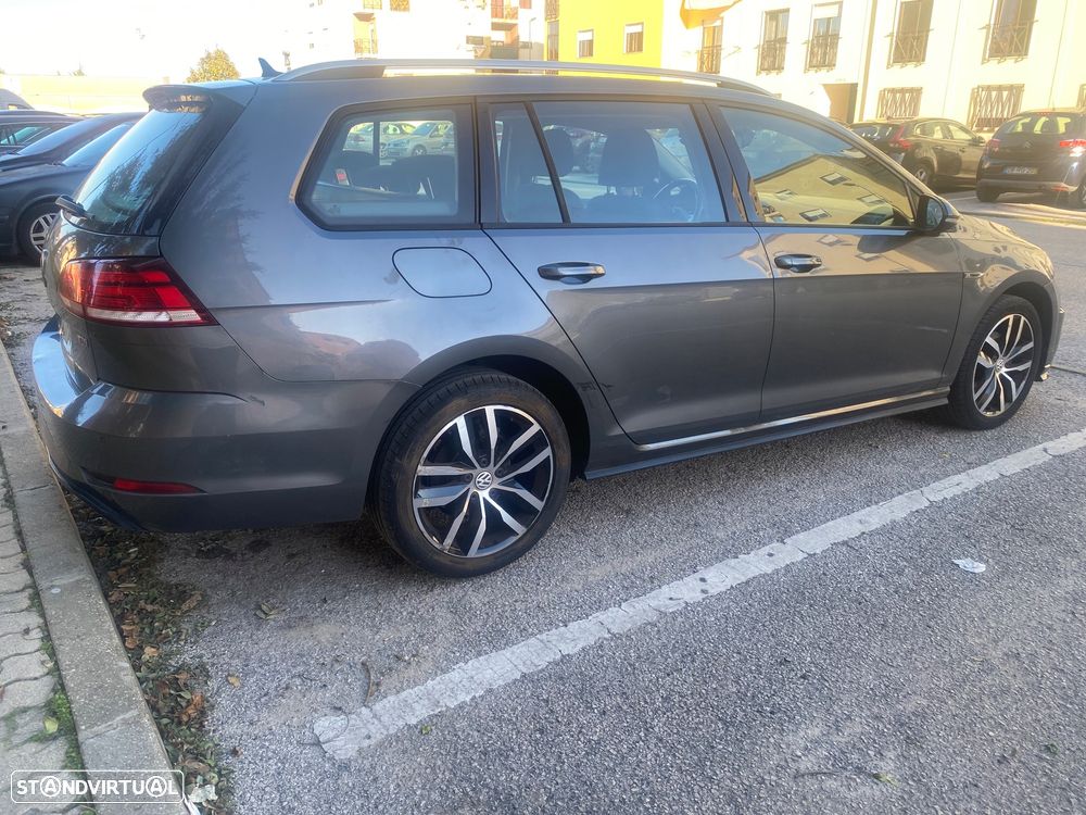 VW Golf Variant 1.6 TDi R-Line DSG - 5