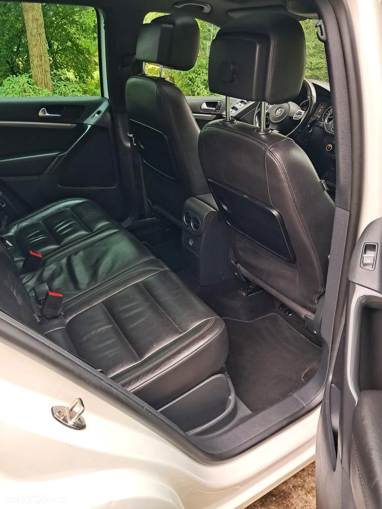 Volkswagen Tiguan 2.0 TDI 4Mot Perfectline R-Style DSG - 8