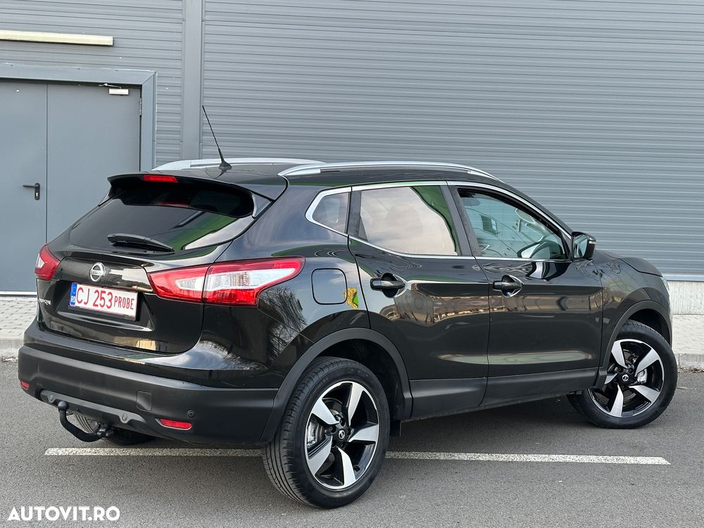 Nissan Qashqai 1.6 DIG-T N-Connecta - 23