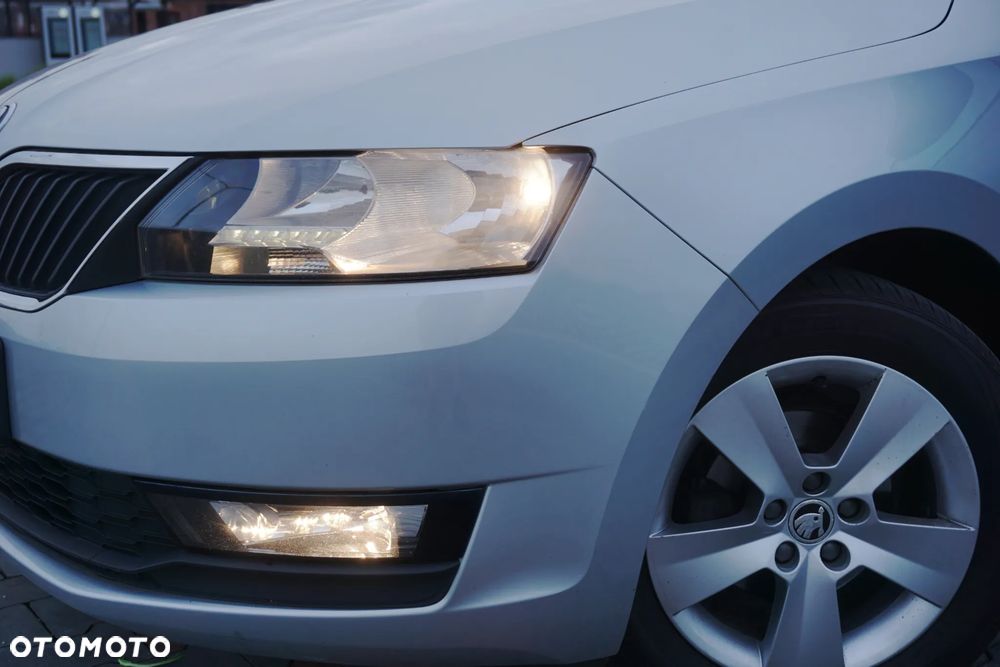 Skoda RAPID 1.0 TSI Style - 13