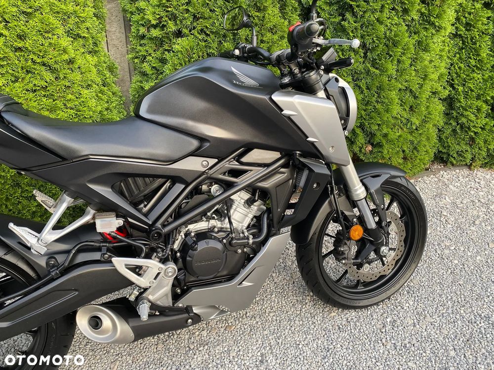 Honda CB - 25