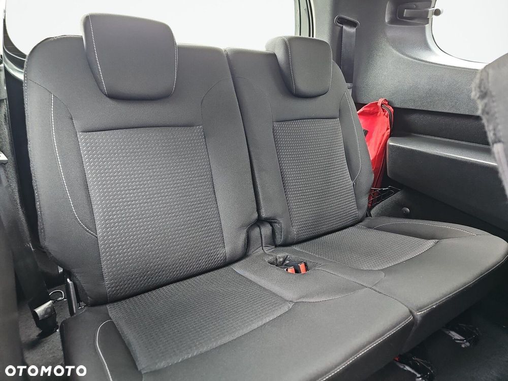 Dacia Lodgy 1.5 Blue dCi Laureate S&S EU6d - 16