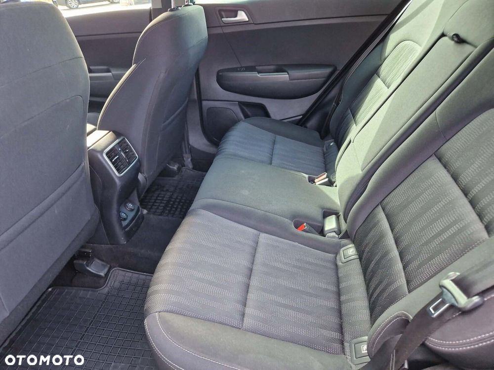 Kia Sportage 1.6 GDI M 2WD - 31