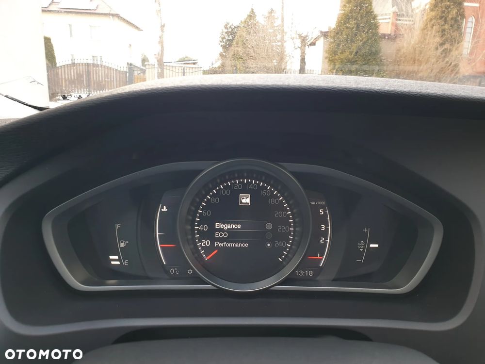 Volvo V40 D3 Inscription - 27