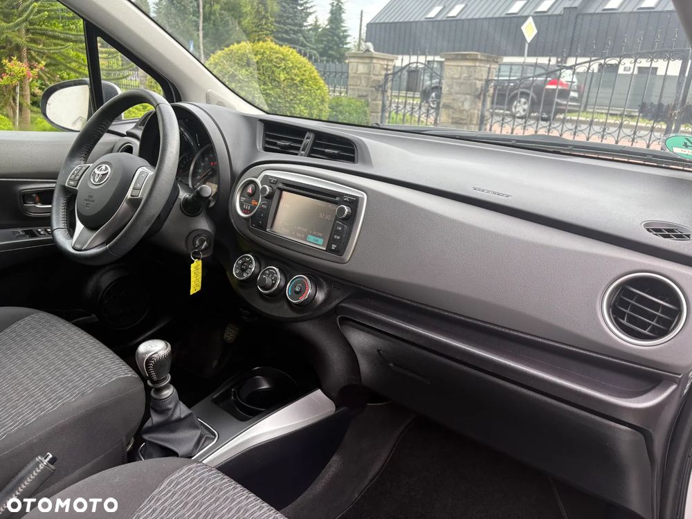 Toyota Yaris - 17