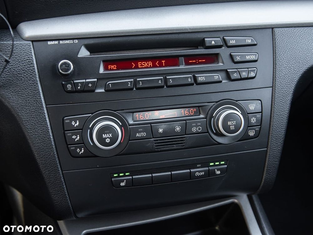 BMW Seria 1 - 23