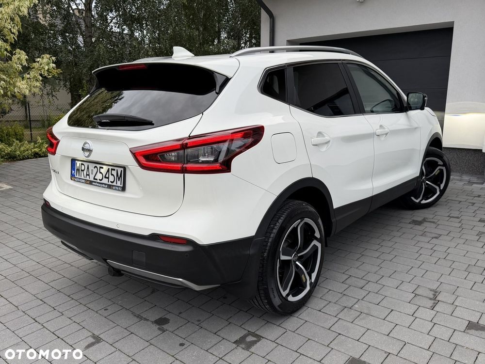 Nissan Qashqai 1.6 DIG-T Tekna+ - 23