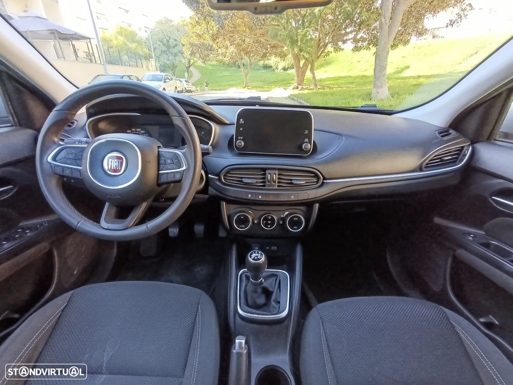 Fiat Tipo 1.3 M-Jet Lounge Tech - 12