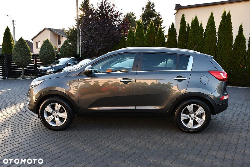 Kia Sportage 2.0 CVVT 2WD Vision - 27