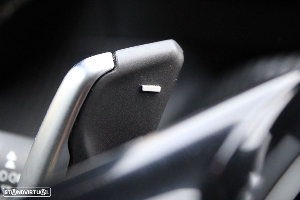 peugeot 2008 ver-1-5-bluehdi-allure-pack-eat8 - 15