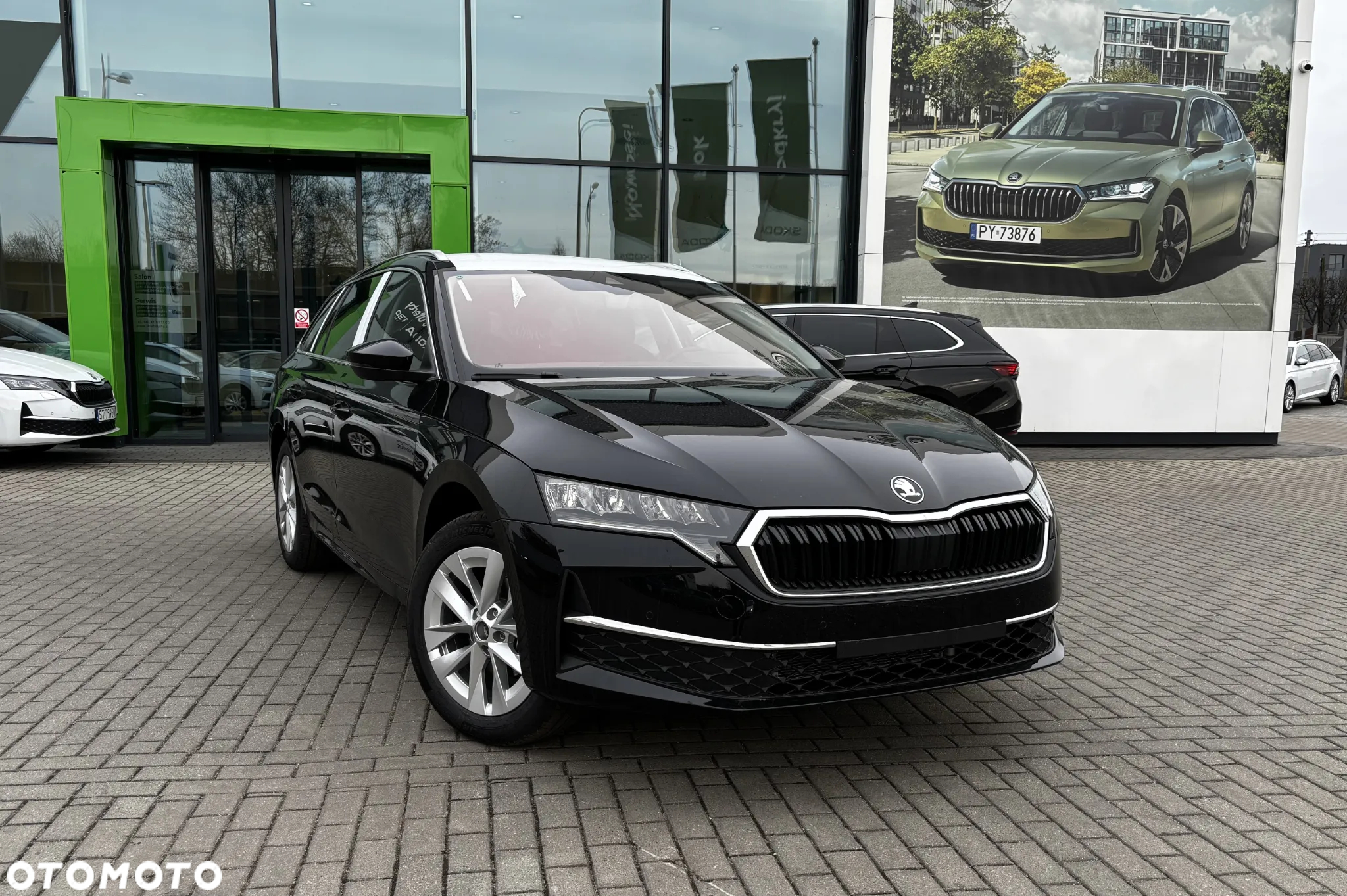 Skoda Octavia 1.5 TSI mHEV Selection DSG - 2