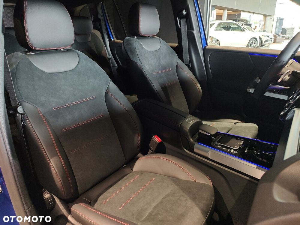 Mercedes-Benz GLB 200 AMG Line 7G-DCT - 11