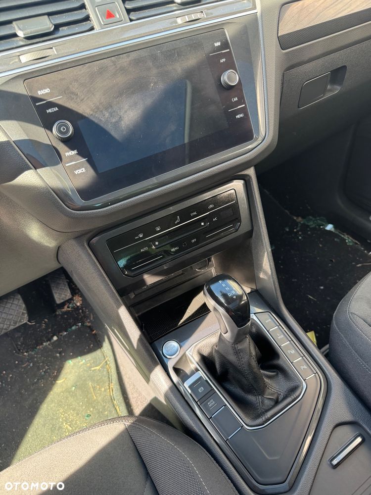 Volkswagen Tiguan 1.4 eHybrid OPF DSG Life - 9