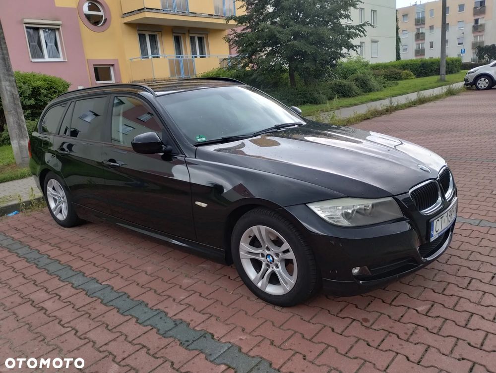 BMW Seria 3 318d - 3