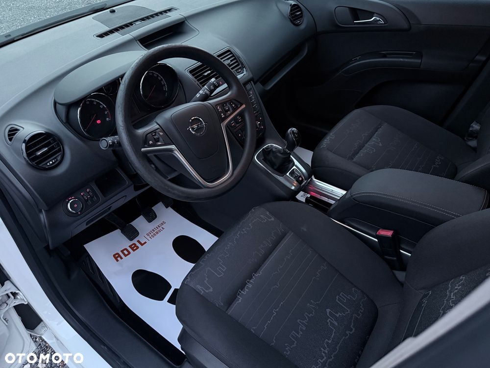 Opel Meriva 1.4 T Essentia - 12