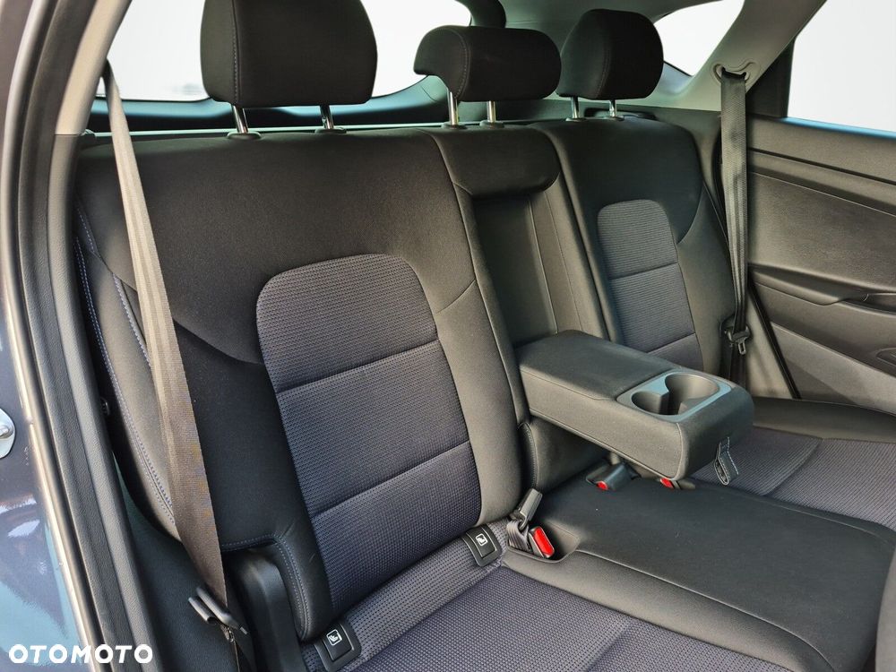 Hyundai Tucson 1.6 GDI BlueDrive Style 2WD - 26
