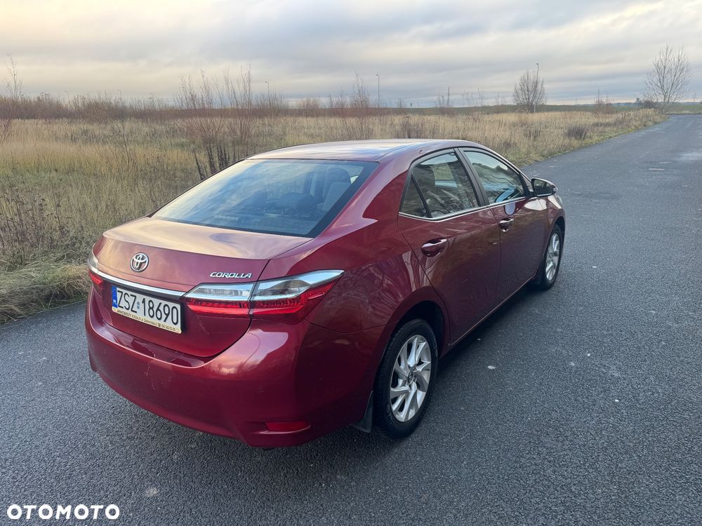 Toyota Corolla 1.6 Premium EU6 - 16