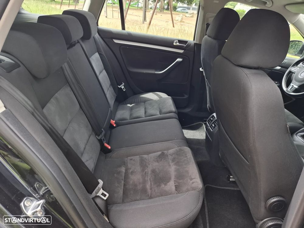 VW Golf Variant 2.0 TDi Confortline - 7
