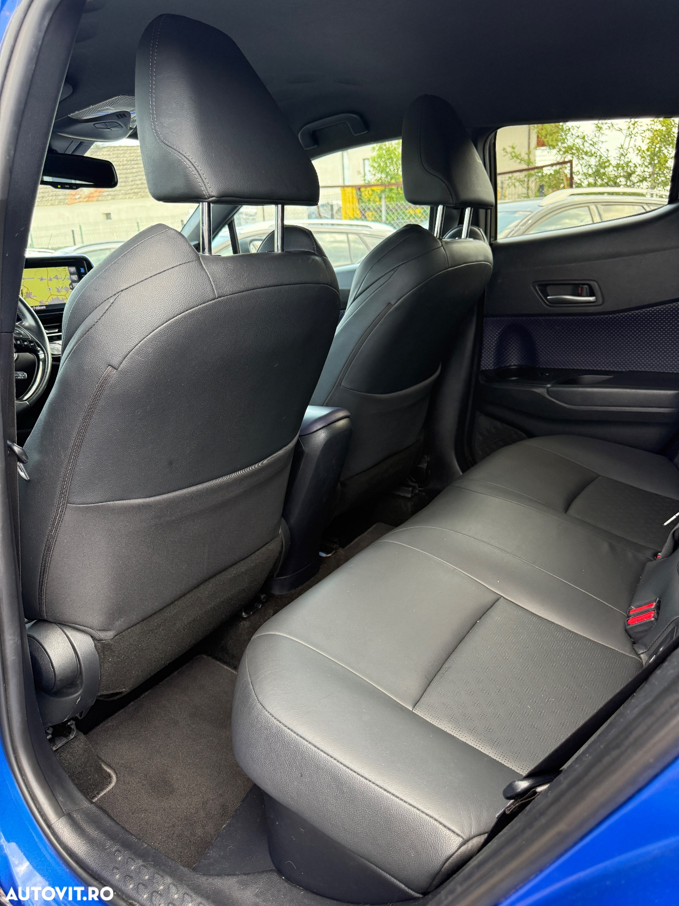 Toyota C-HR 1.8 HSD 122 CP 4x2 CVT C-ult Style bi-tone - 10