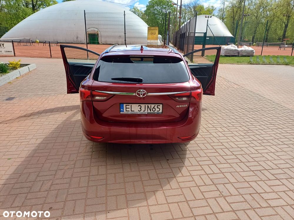 Toyota Avensis 1.8 Premium MS - 4