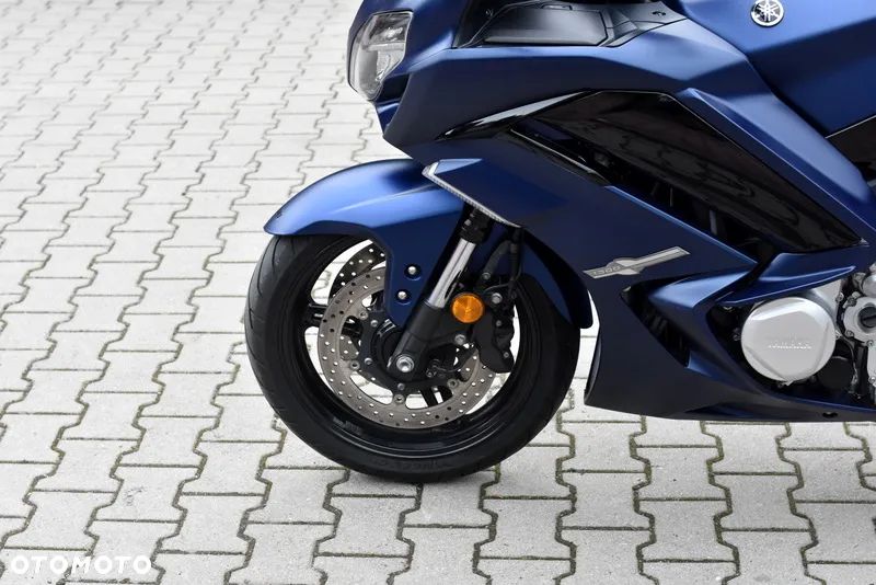 Yamaha FJR - 22