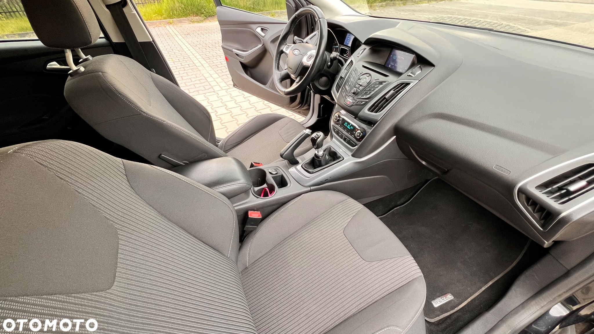 Ford Focus 1.0 EcoBoost Start-Stopp-System TITANIUM - 16