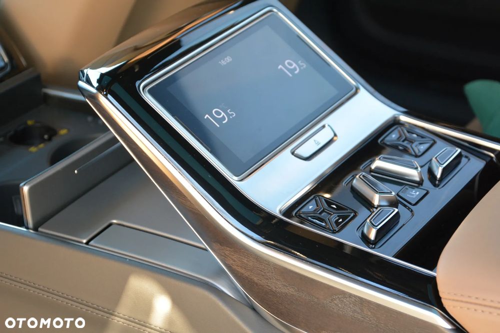 Audi A8 L 55 TFSI mHEV Quattro Tiptr - 25