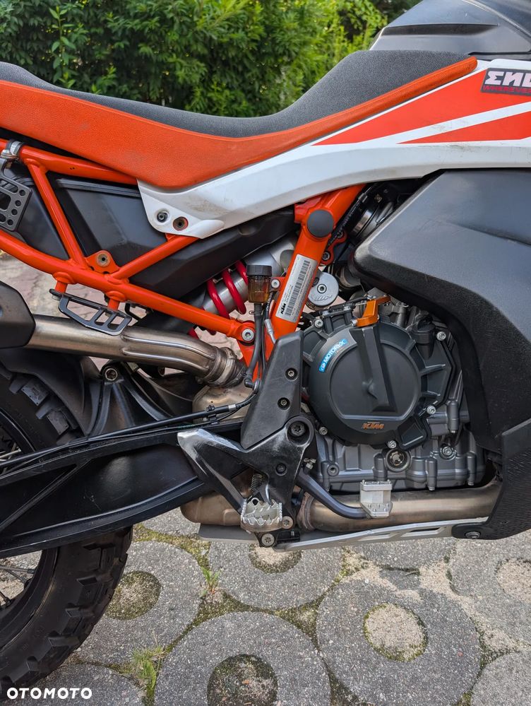 KTM Adventure - 25