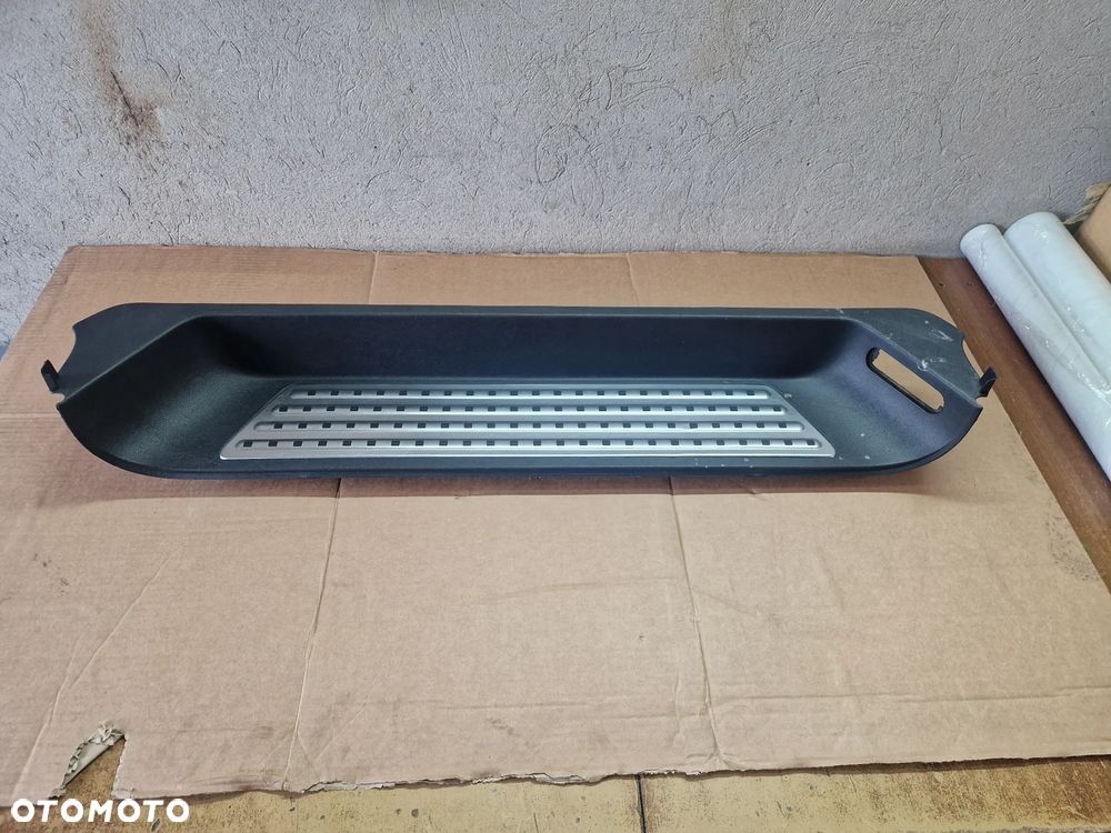 PRÓG STOPIEŃ VW T6 MULTIVAN LEWY PRAWY - 1
