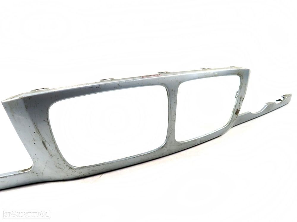 Resguardo / Guarnição Suporte da Grelha Frontal Usado / Original BMW 5 Touring (... - 6