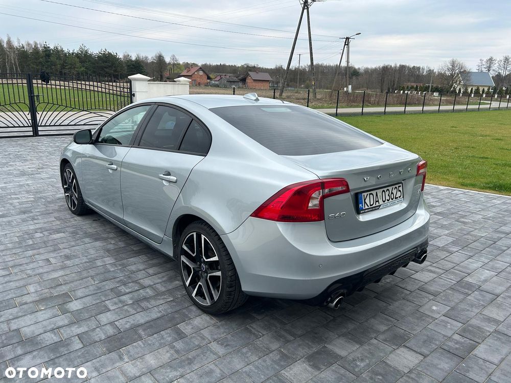 Volvo S60 T5 Geartronic RDesign - 2