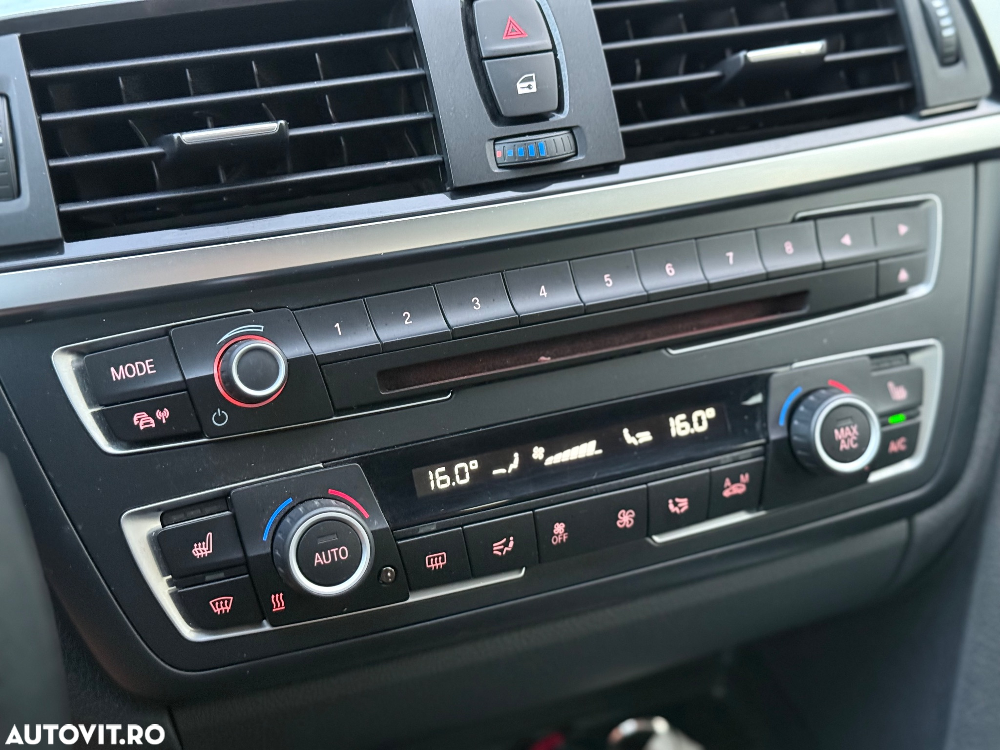 BMW Seria 3 320d Sport Line - 19