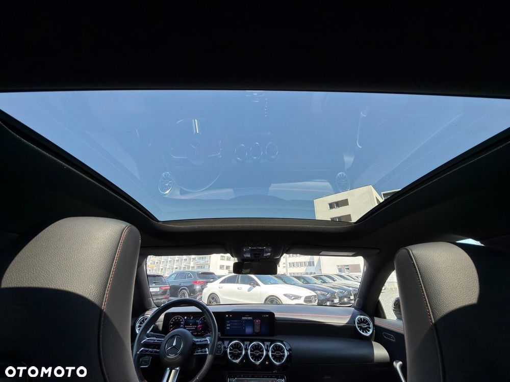Mercedes-Benz CLA 220 4-Matic AMG Line 7G-DCT - 21