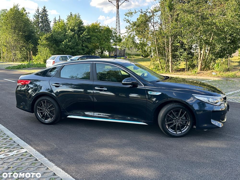 Kia Optima Plug-in Hybrid - 13